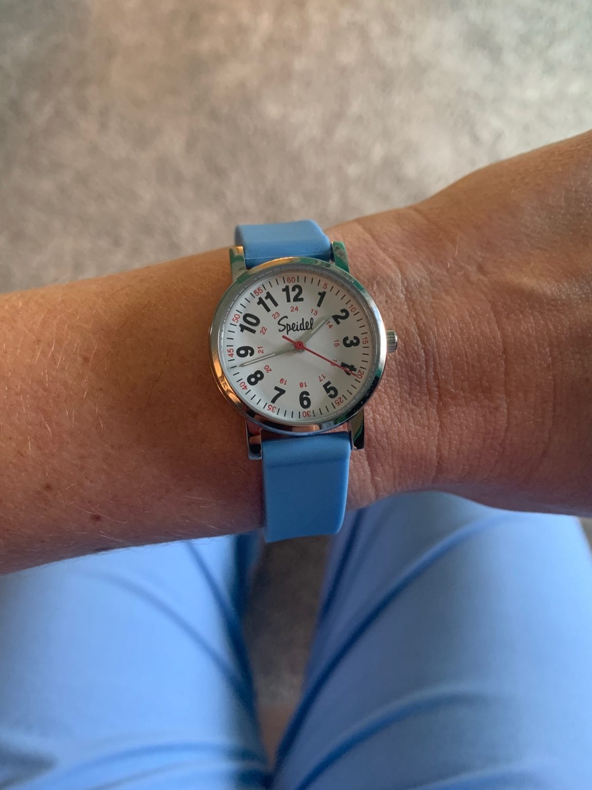 Our Speidel Petite Scrub Watch Review [Perfect For Nurses!]