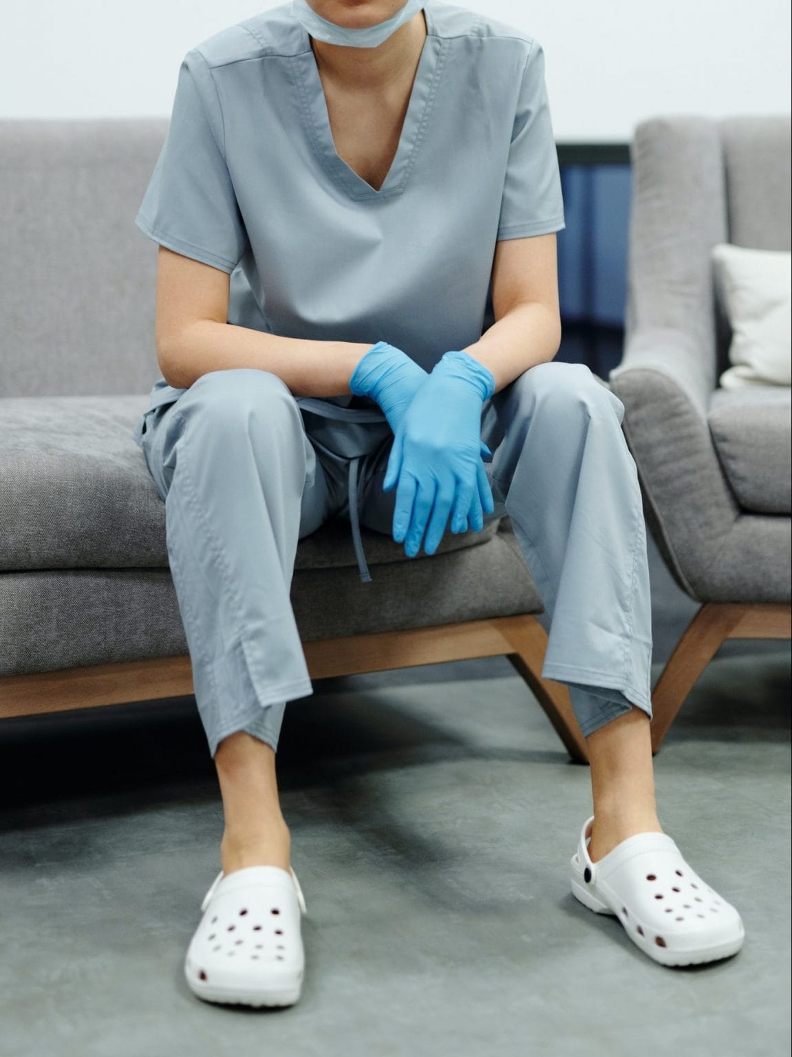 13 Best Shoes For Surgeons & Surgery [UPDATED 2026]